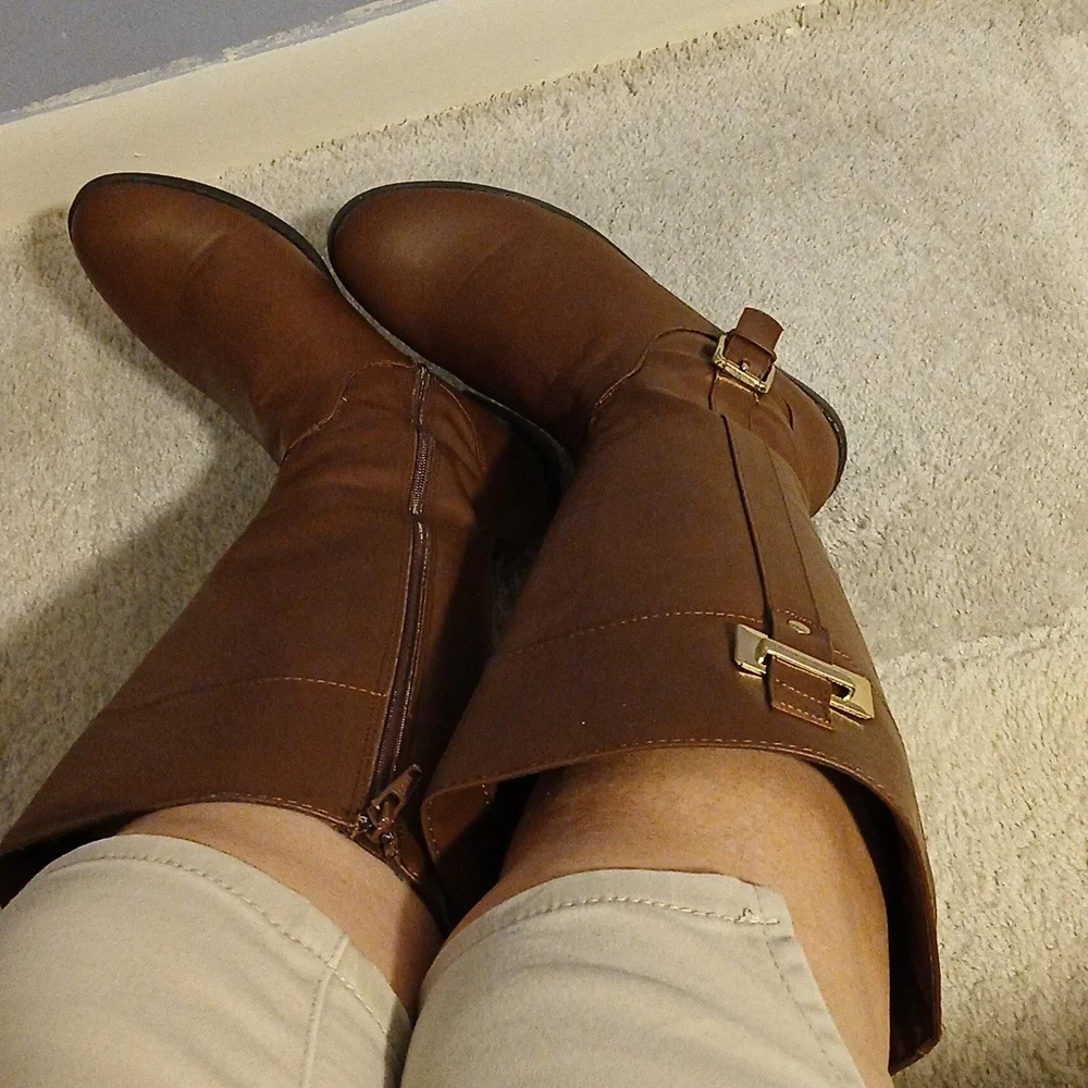 Classic Brown Women's Mid-Calf Riding Boots